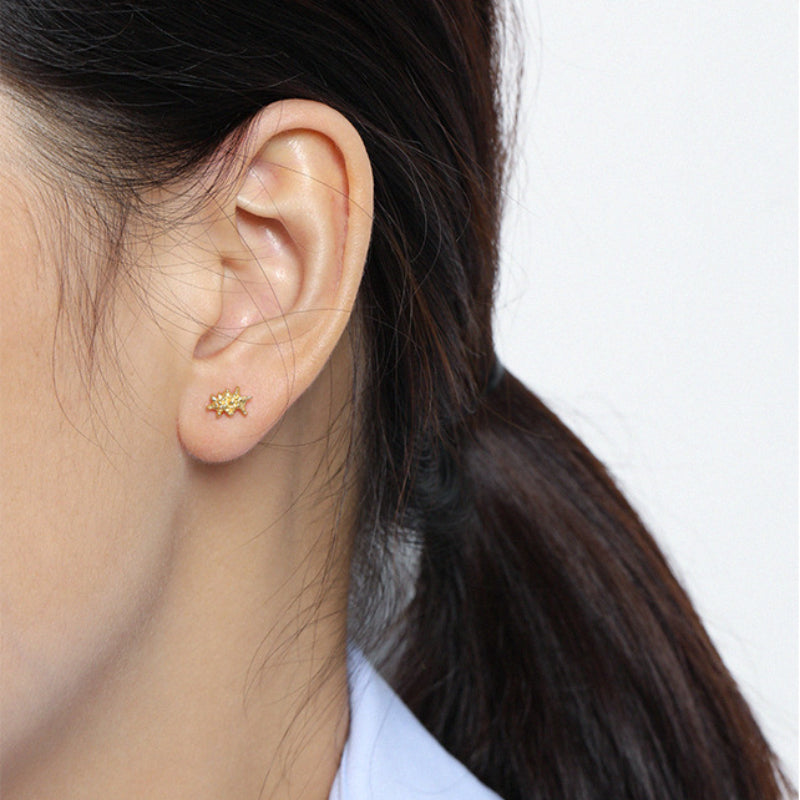 Amebelle® - Textured Starfish Earrings