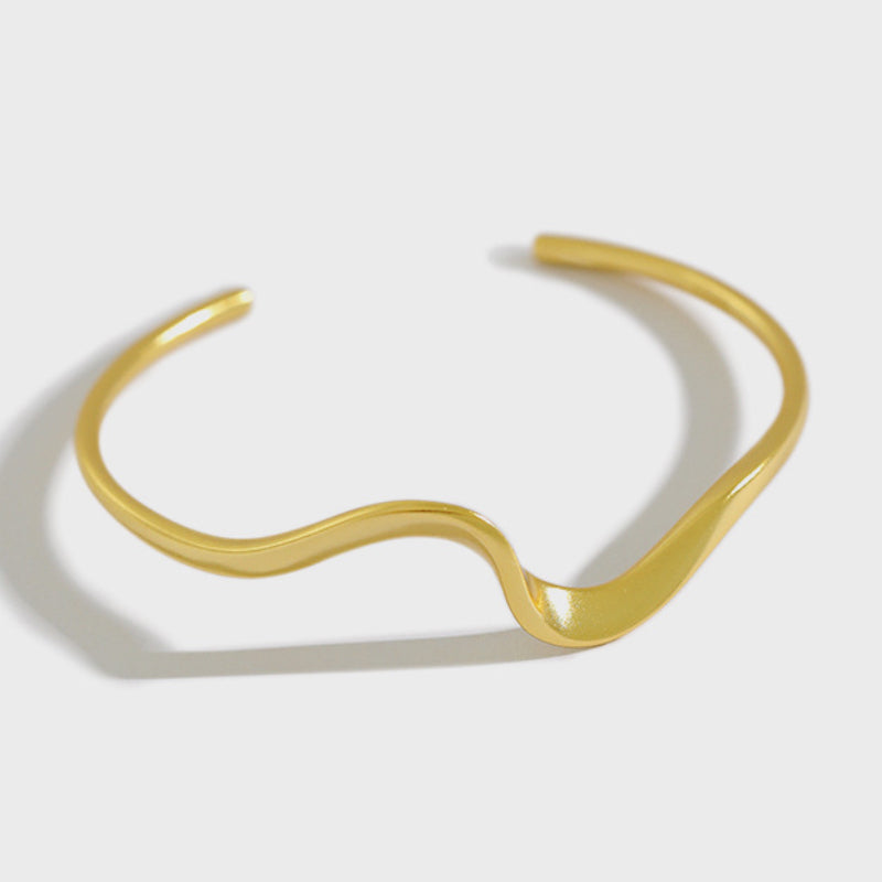 Amebelle® - Matte Asymmetric Wave Bangle
