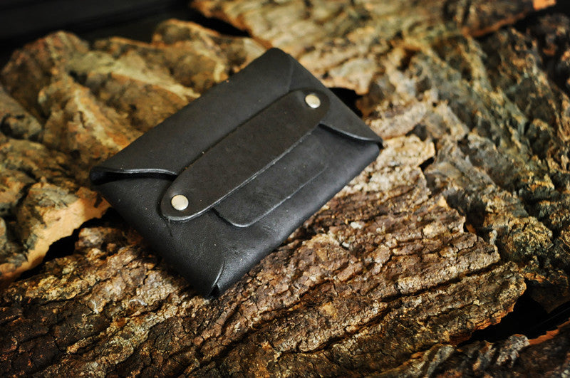 Straits Supply™ - Ethan Retro Card Case Wallet